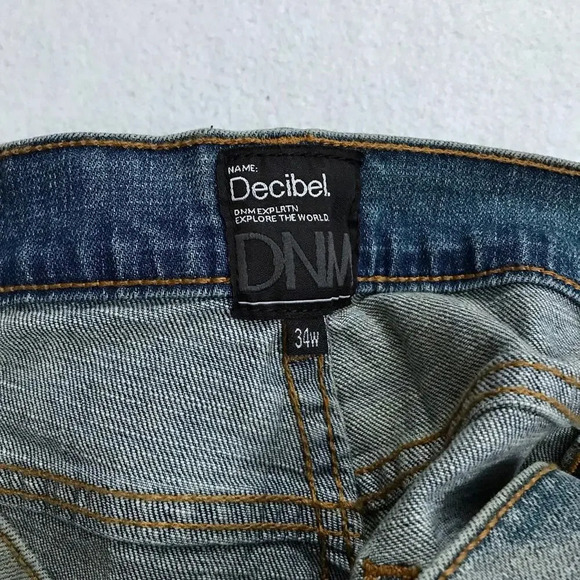 Decibel NWOT Medium Wash Jean Shorts Men 34 - Picture 9 of 10